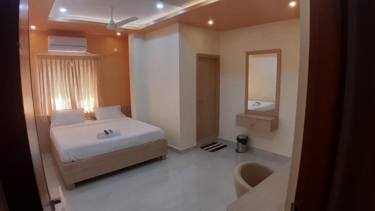 Jfive Residency Hotel Chennai Luaran gambar